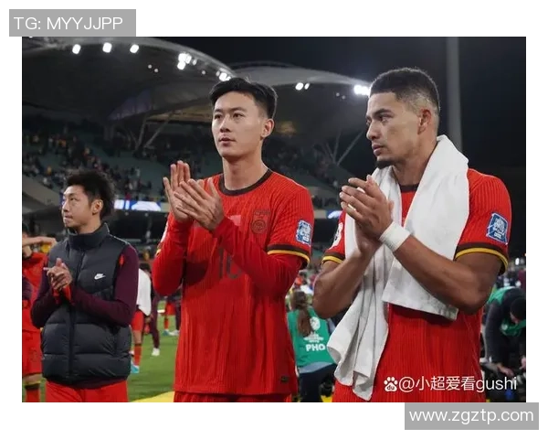 深入中国足球明星的世界采访视频揭示他们的梦想与挑战